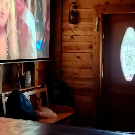 - Na Wylacznosc, Slow Life, Staw, Oswojone Zwierzeta Gospodarskie, Posilki Z Wlasnych Eko Produktow